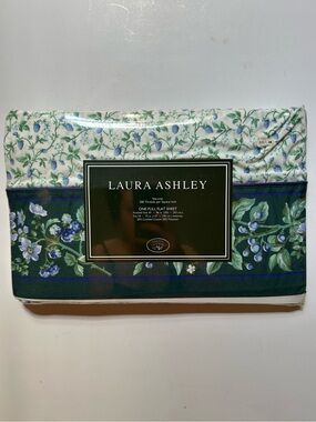 NWT Laura Ashley Bramble Berry Full Size Flat Sheet